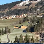 In Near Slopes דירה